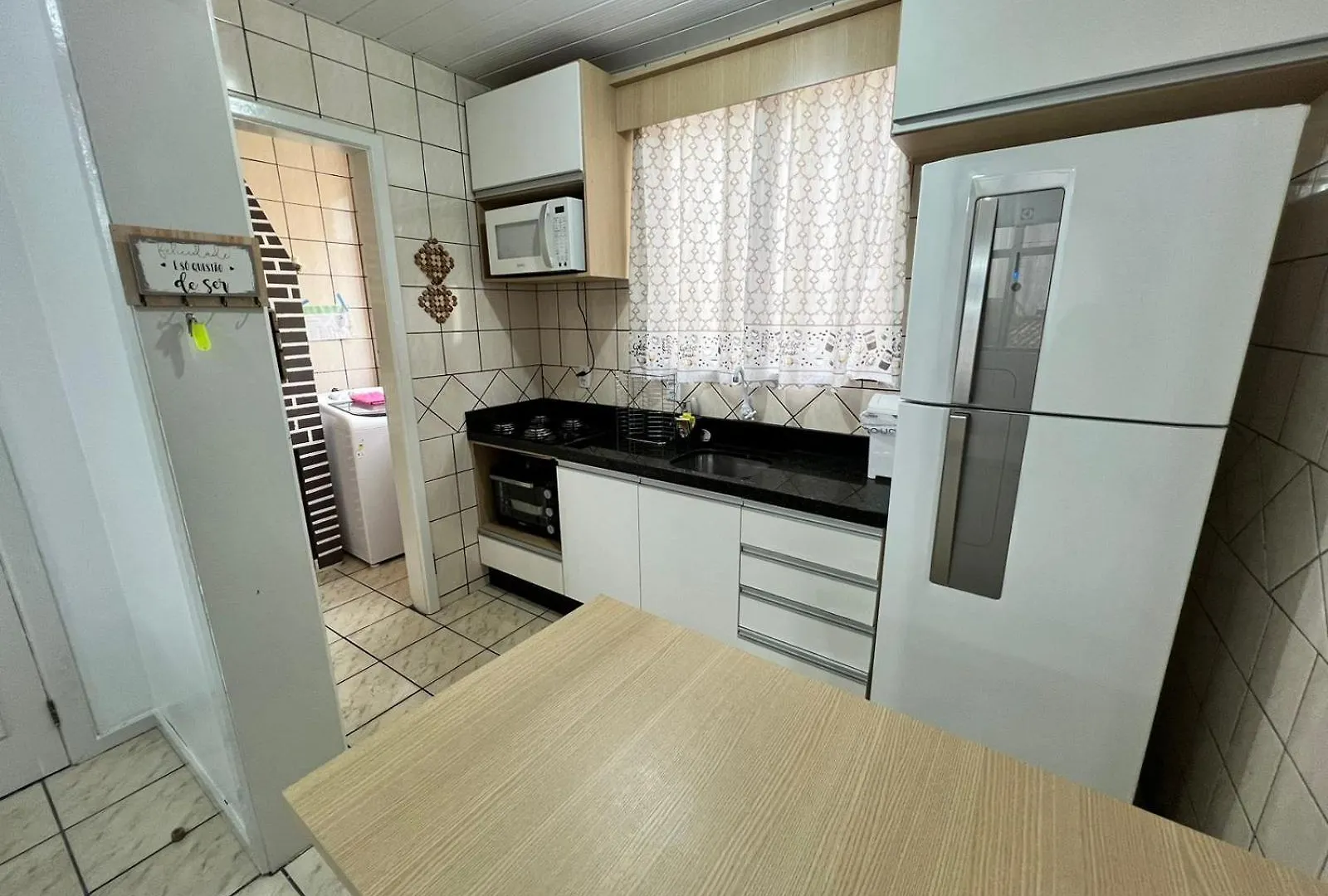 Apto 3 Quartos E 2 Banheiro. Florianopolis